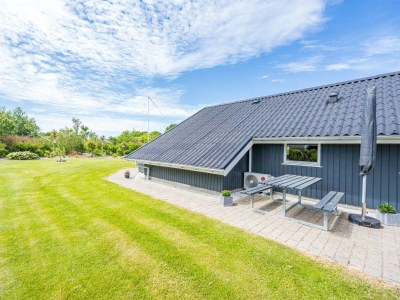 Holiday house 6 person holiday home in Hemmet - Outdoor photo 11