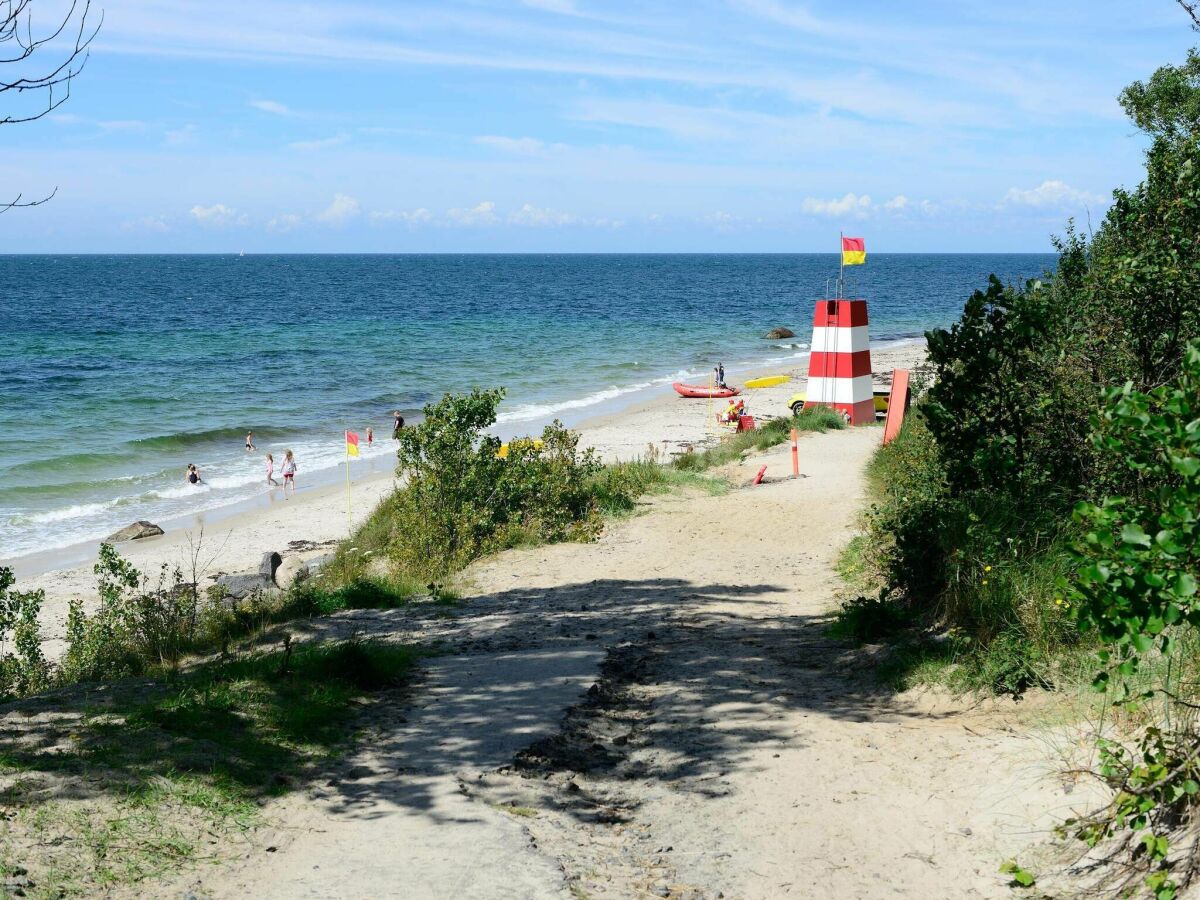 Holiday park 4 person holiday home in Rønne - Outdoor photo 3