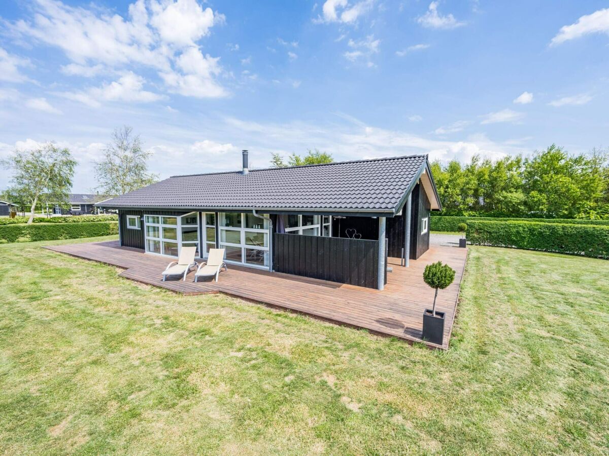 Holiday house 6 person holiday home in Hemmet - Outdoor photo 3