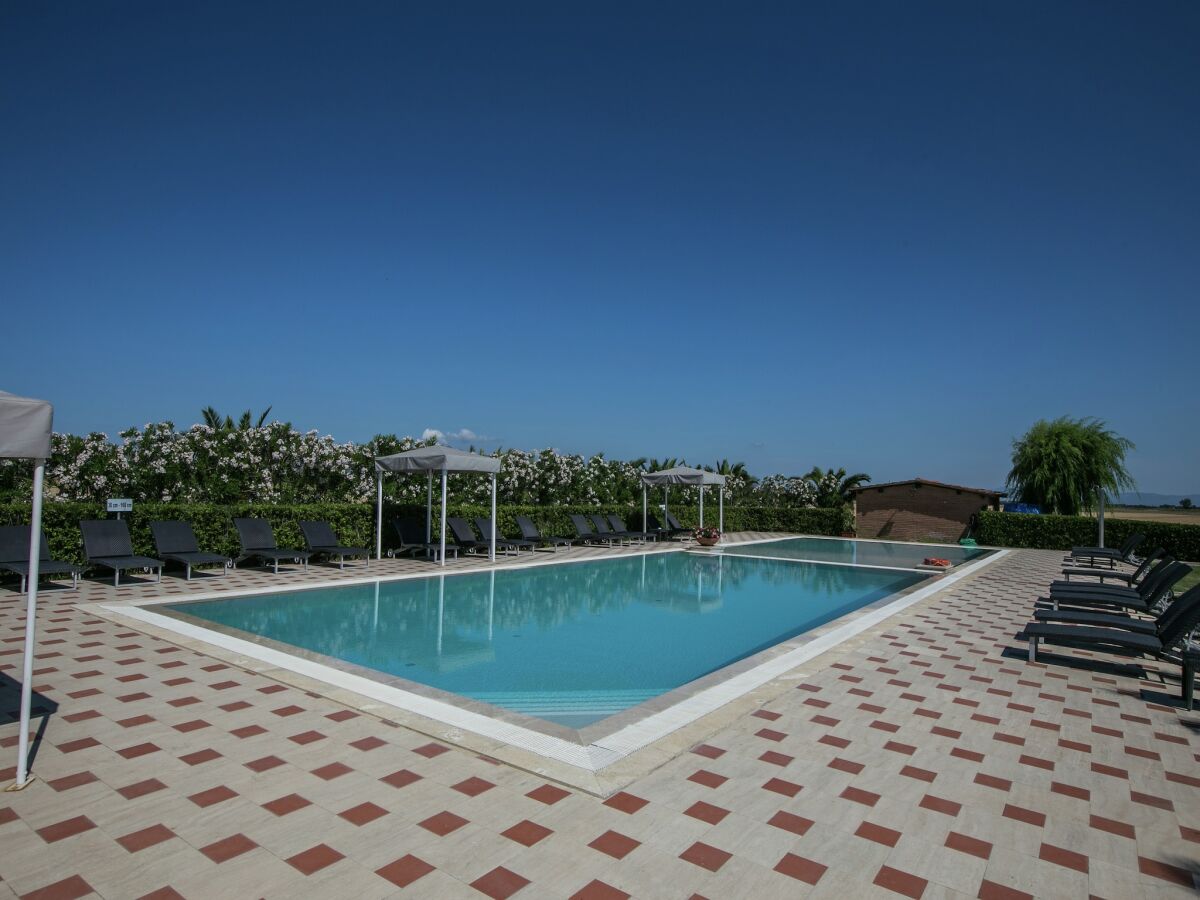 Holiday house Hübsche Wohnung mit Pool in Lazise - Outdoor photo 2