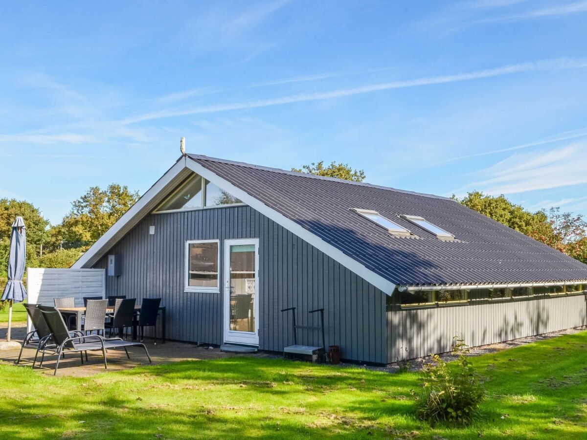 Holiday house 5 Personen Ferienhaus in Hemmet - Outdoor photo 2