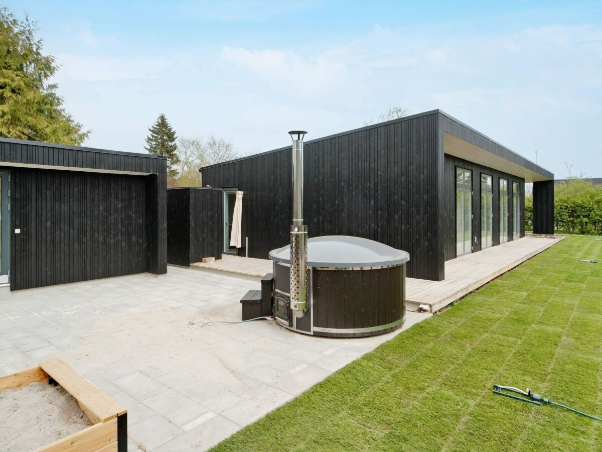 Holiday house Meeresgluck in Nysted -- By Traum Ferienwohnungen - Outdoor photo 3