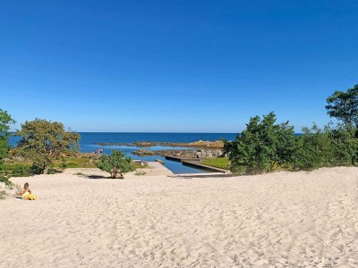 Holiday park 4 person holiday home in Svaneke - Outdoor photo 14