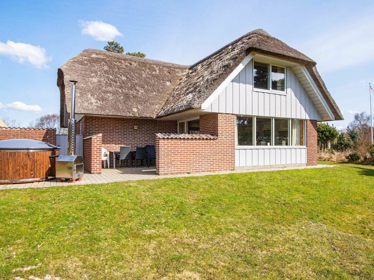 Holiday house 6 Personen Ferienhaus in Blåvand - Outdoor photo 2