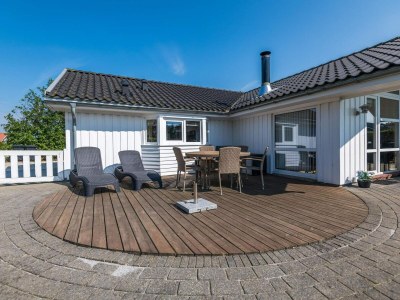 Holiday house 6 person holiday home in Hemmet - Outdoor photo 2
