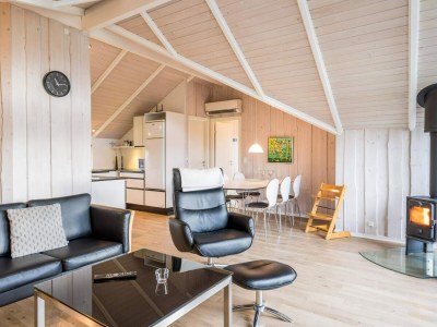 Holiday house 6 person holiday home in Hemmet - Outdoor photo 10