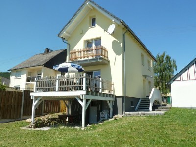 Holiday house Geräumiges Ferienhaus in Stipshausen mit Terrasse in Sulzbach, Hunsrueck - Holiday house