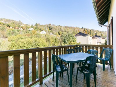 Apartment Spacious Apartment in La Bresse with Terrace - Outdoor photo 2