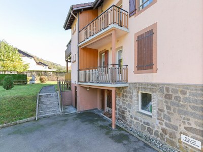 Apartment Spacious Apartment in La Bresse with Terrace - Outdoor photo 3