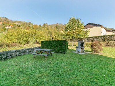 Apartment Spacious Apartment in La Bresse with Terrace - Outdoor photo 10