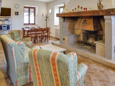 Farmhouse Belvilla by OYO Aiolina - Features photo 14