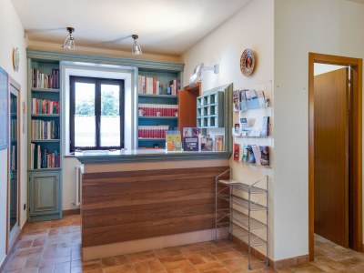 Farmhouse Belvilla by OYO Aiolina - Features photo 15