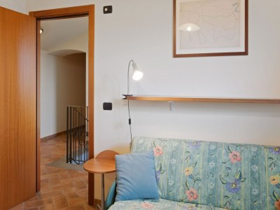 Farmhouse Belvilla by OYO Aiolina - Features photo 20