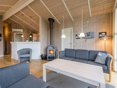 Holiday house 6 person holiday home in Tarm - Outdoor photo 16