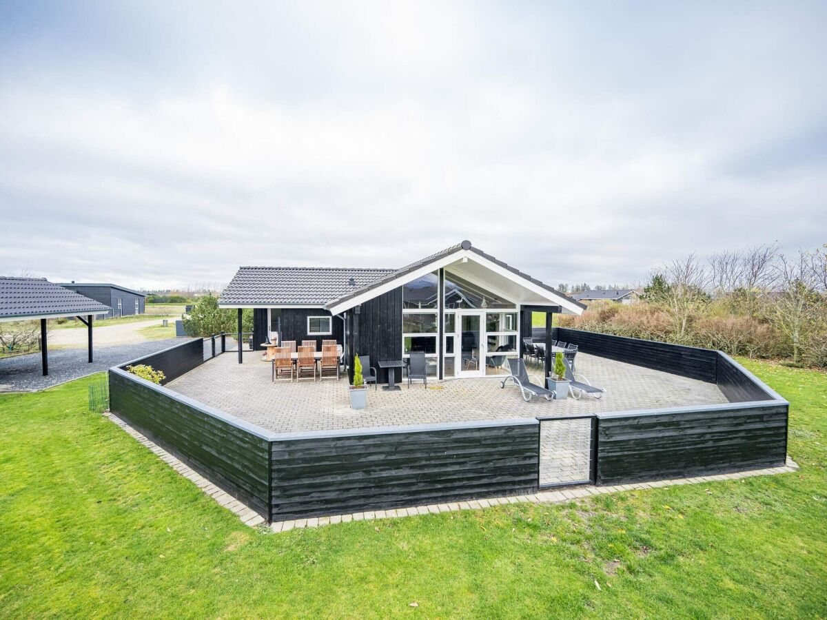 Holiday house 6 person holiday home in Tarm