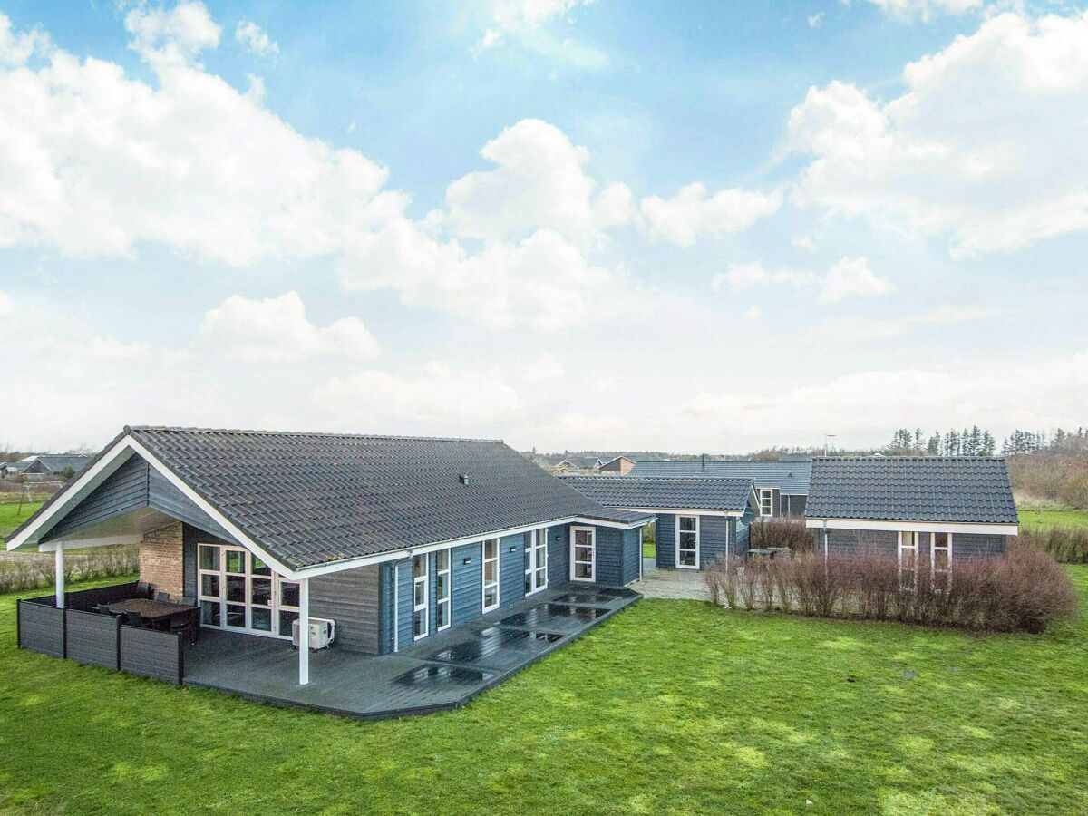 Holiday house Charmantes Saunahaus-By Traum