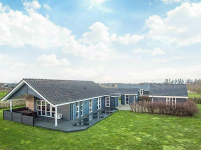 Holiday house Charmantes Saunahaus-By Traum - Holiday house