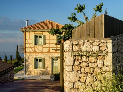 Villa Charming, warm vacation home, private pool, privacy and seaview, west Lefkas - Outdoor photo 7