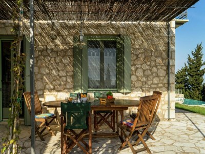 Villa Charming, warm vacation home, private pool, privacy and seaview, west Lefkas - Outdoor photo 20