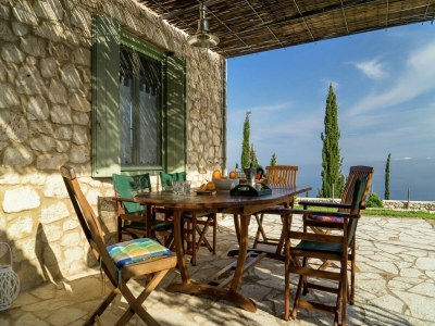 Villa Charming, warm vacation home, private pool, privacy and seaview, west Lefkas - Outdoor photo 21