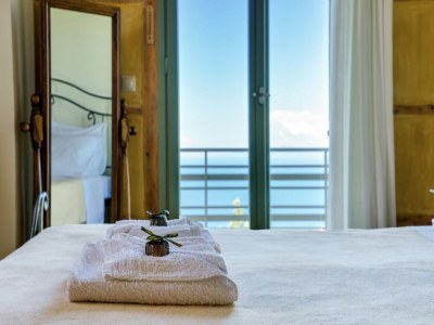 Villa Charming, warm vacation home, private pool, privacy and seaview, west Lefkas - Features photo 26