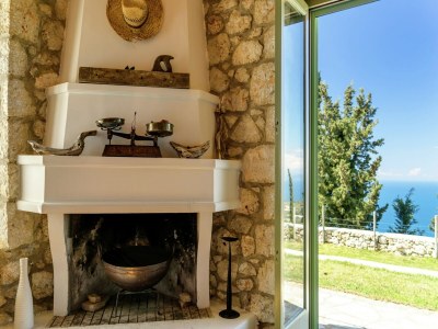 Villa Charming, warm vacation home, private pool, privacy and seaview, west Lefkas - Features photo 30