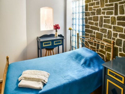 Holiday house Alluring Holiday Home in Syros with Barbecue - Features photo 9