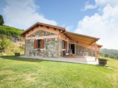 Villa Belvilla by OYO Villa in Torre di Ruggiero - Outdoor photo 2