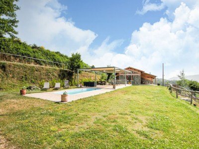 Villa Belvilla by OYO Villa in Torre di Ruggiero - Outdoor photo 6