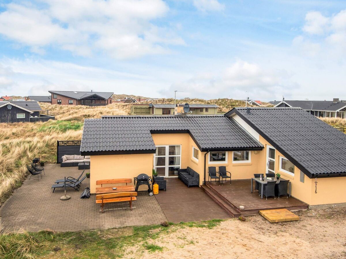 Holiday house 8 person holiday home in Hvide Sande - Outdoor photo 5