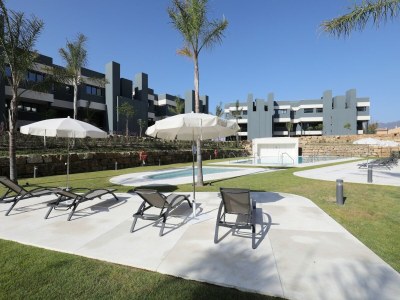 Apartment Belvilla by OYO Apartment in Estepona - Outdoor photo 35