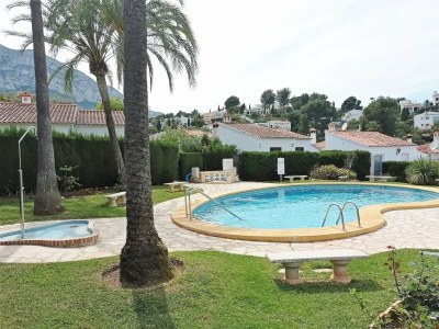 Bungalow Villa in Denia with Pool near Montgó Park - Outdoor photo 9