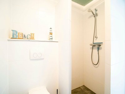 Holiday house Gemütliches Ferienhaus in Sint Maartensvlotbrug mit gemeinsamer Terrasse - Features photo 21