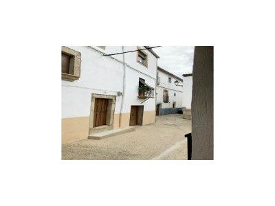 Holiday house Holiday Home in Villamiel with Mountain Views - Outdoor photo 2