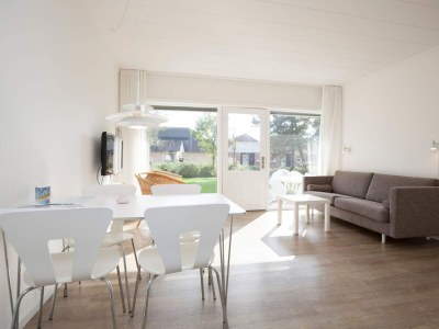 Holiday park 4 person holiday home on a holiday park in Blåvand - Outdoor photo 24