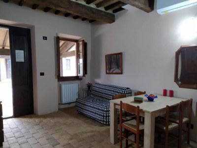 Apartment Charmantes Apartment in Montone mit Garten - Features photo 17