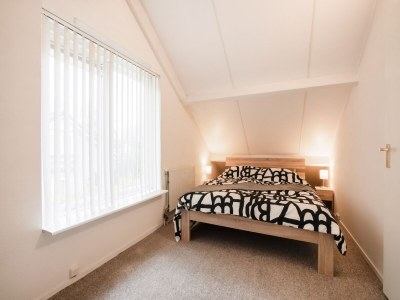 Bungalow Nice bungalow in Beek with hot tub - Features photo 14