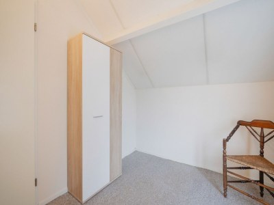 Bungalow Nice bungalow in Beek with hot tub - Features photo 15