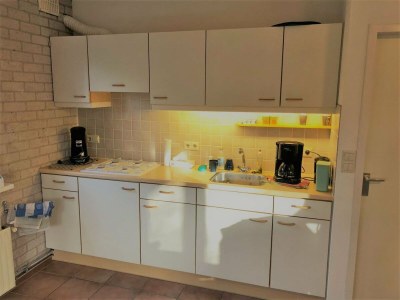 Bungalow Nice bungalow in Beek with hot tub - Features photo 24