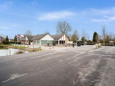 Bungalow Nice bungalow in Beek with hot tub - Environment photo 31