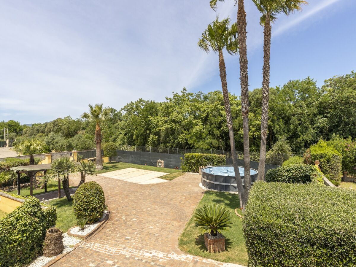 Villa Apartment mit exklusivem Swimmingpool