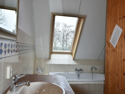 Farmhouse Authentisches Bauernhaus in Pingjum mit Whirlpool - Features photo 22