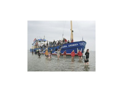 Farmhouse Luxury Mansion near Sea in Pingjum - Environment photo 26