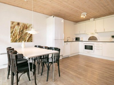 Holiday park 6 person holiday home on a holiday park in Blåvand - Outdoor photo 20