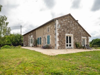 Holiday house Charming holiday home with private pool - Outdoor photo 4