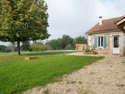 Holiday house Charming holiday home with private pool - Outdoor photo 14