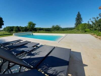 Holiday house Charming holiday home with private pool - Outdoor photo 16