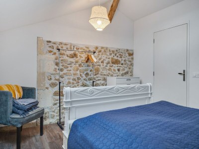 Holiday house Charming holiday home with private pool - Features photo 26