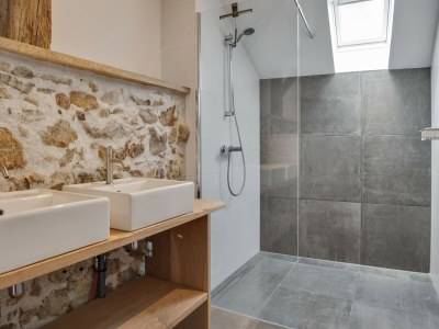 Holiday house Charming holiday home with private pool - Features photo 36