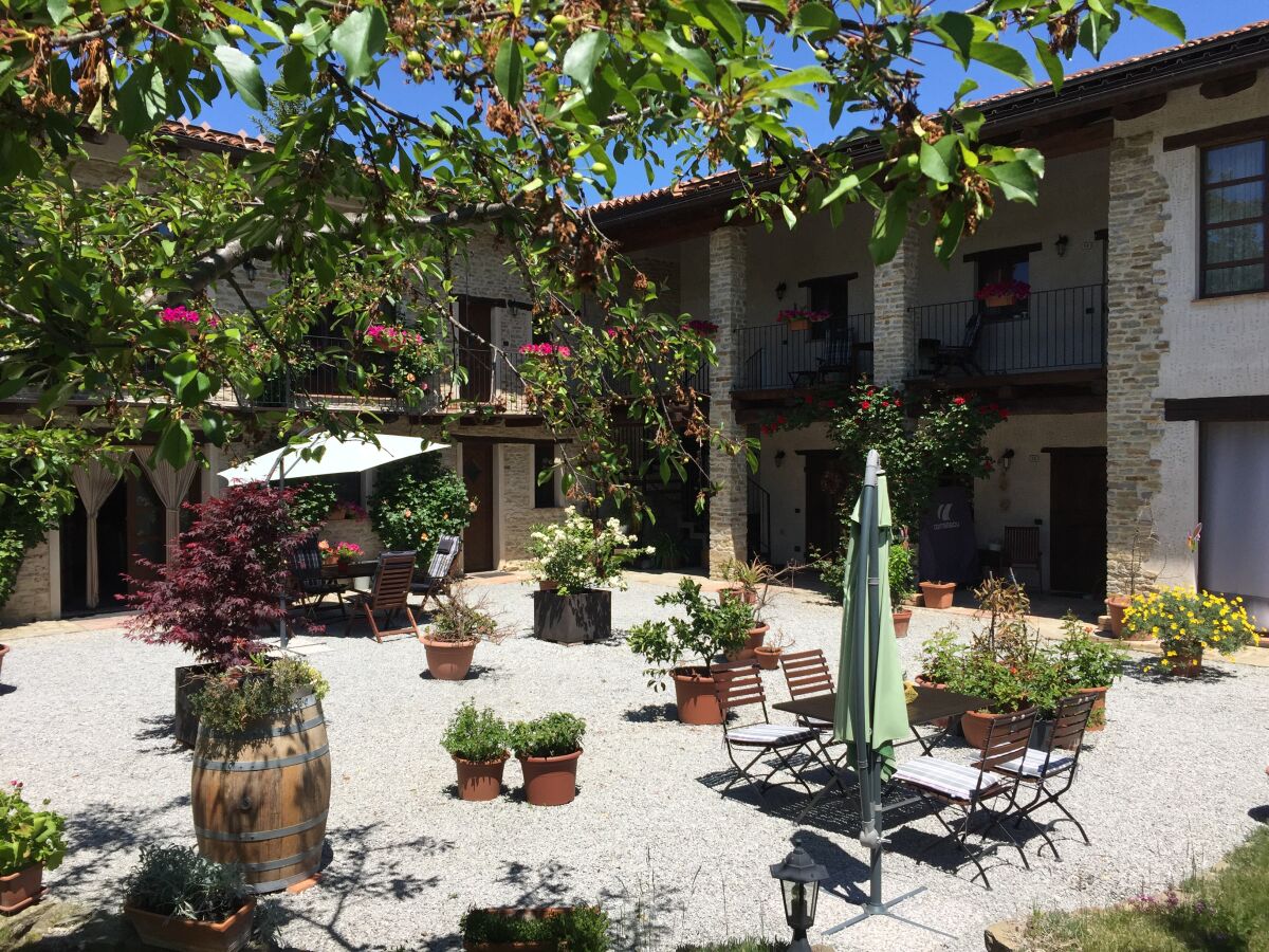 Holiday apartment Cascina Curairone - Outdoor photo 2